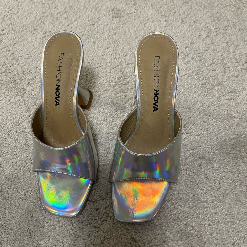 SHOES